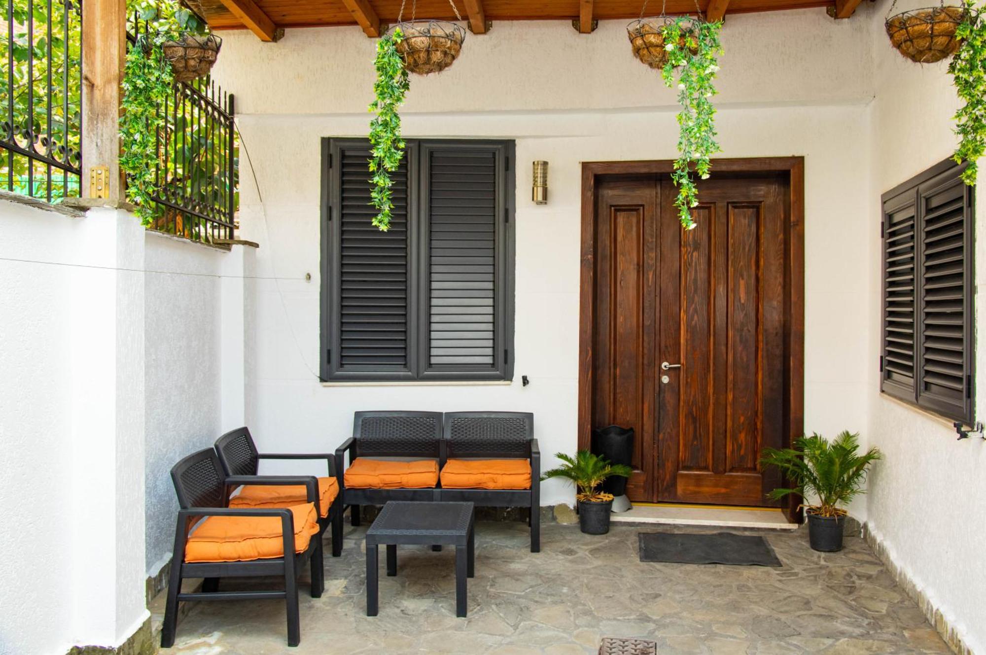 Lucas Central Relaxing House Tirana Buitenkant foto